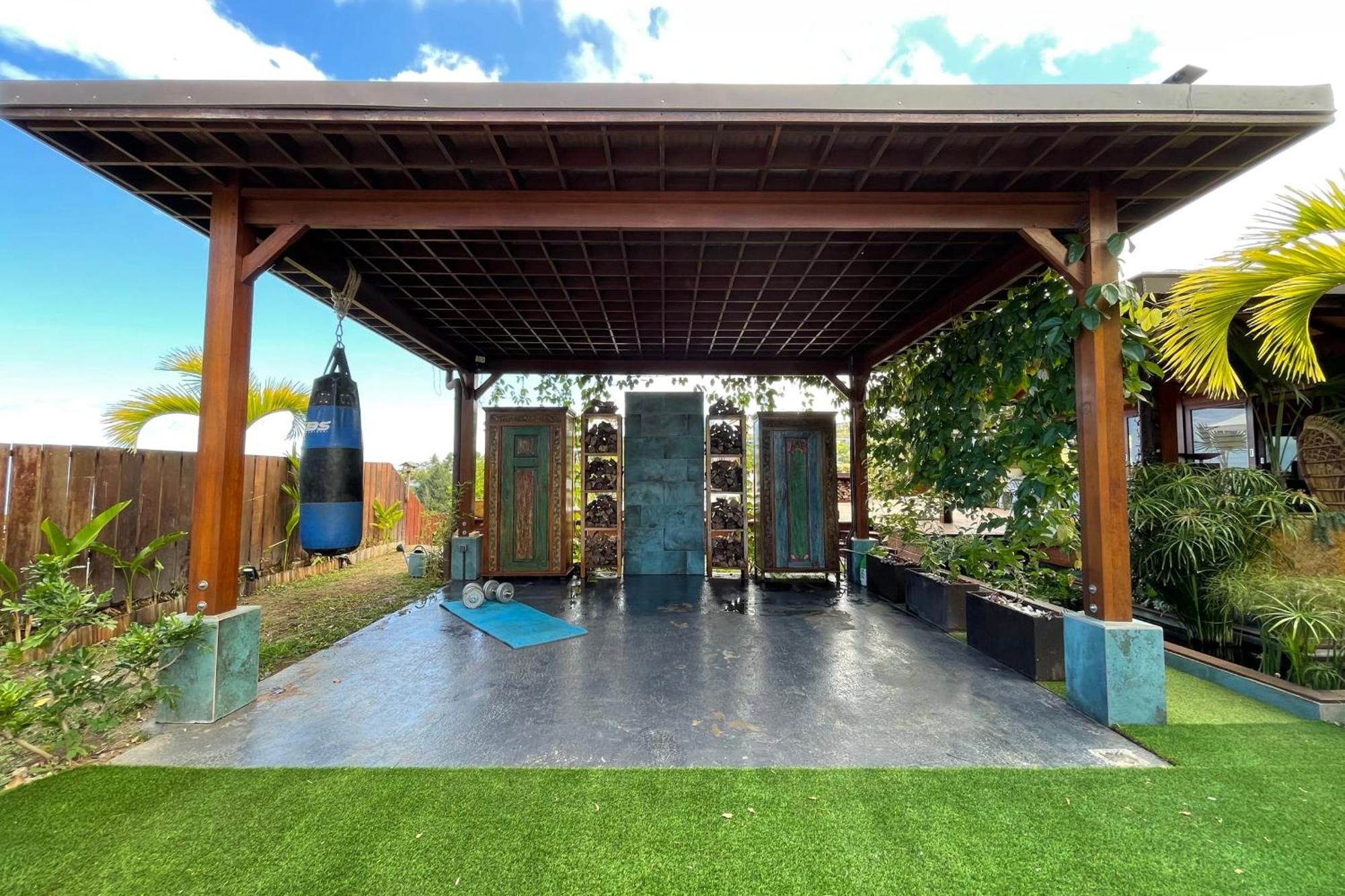 Villa Manuiti, Balinese Luxury Home - Private Swim Spa, Ocean View - Ofyr Bbq - Koi Pond Punaauia  Extérieur photo